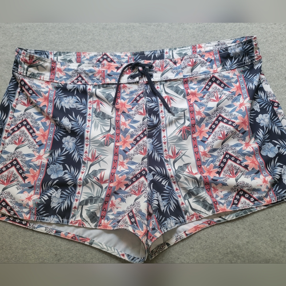 Beach Short Sz XL